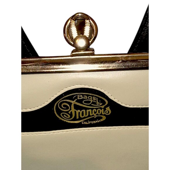 Francois Of California Patent LeatheBlack purse Classic Retro with gold hardware - Picture 3 of 6